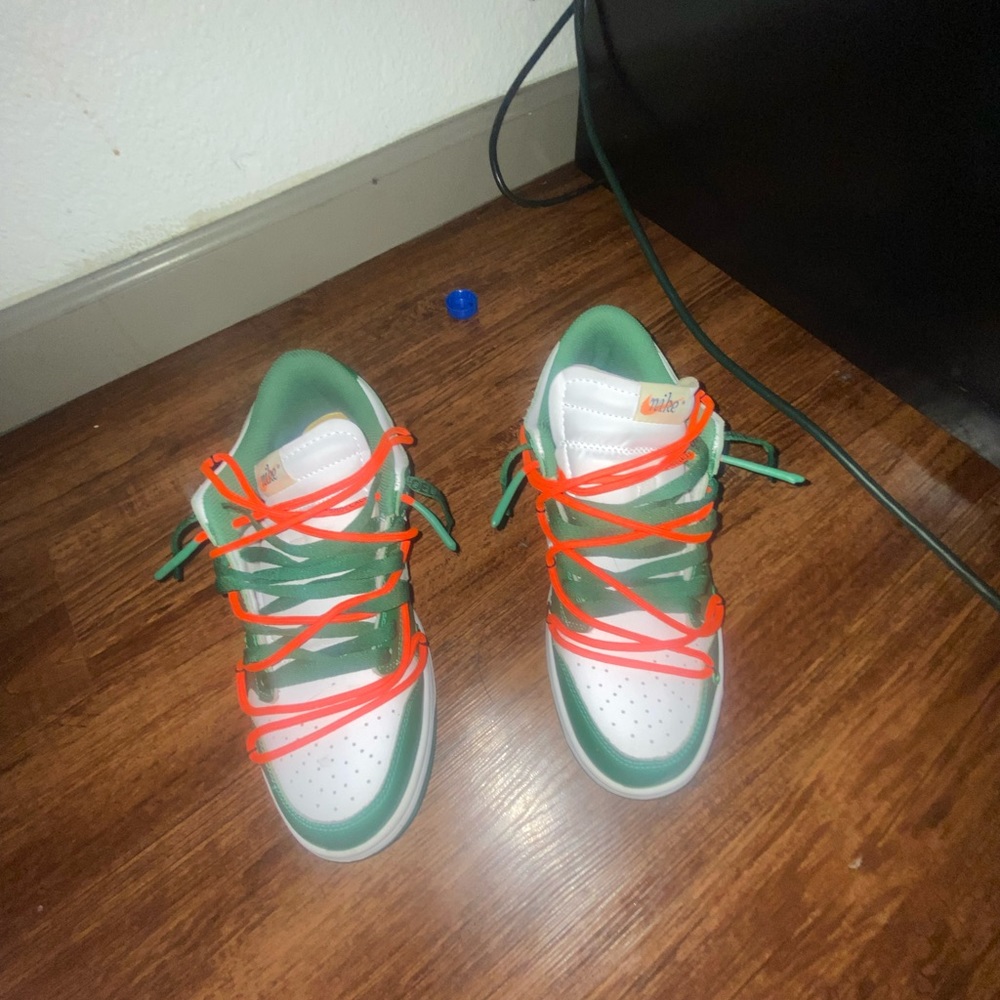 Off-White x Dunk Low 'Pine Green'